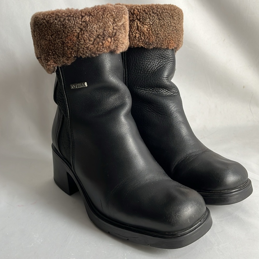 Anfibio size 7 heel leather boots - Italian made biker full grain pebble Sherpa